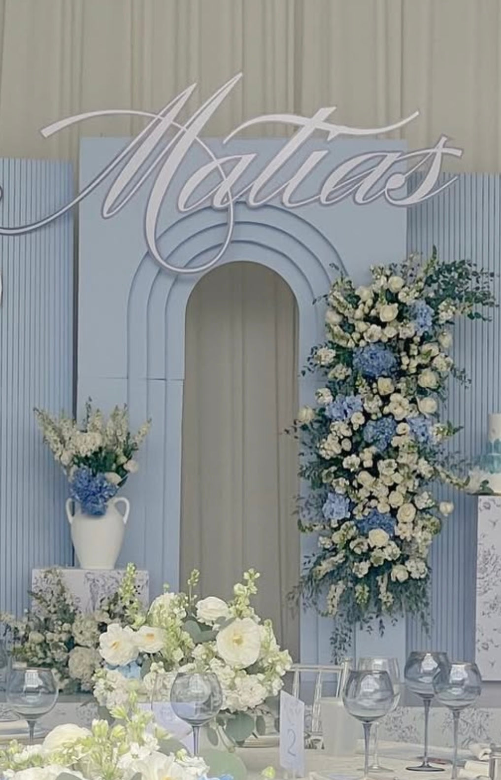 Tall 3D Layer Wall 5'x8'