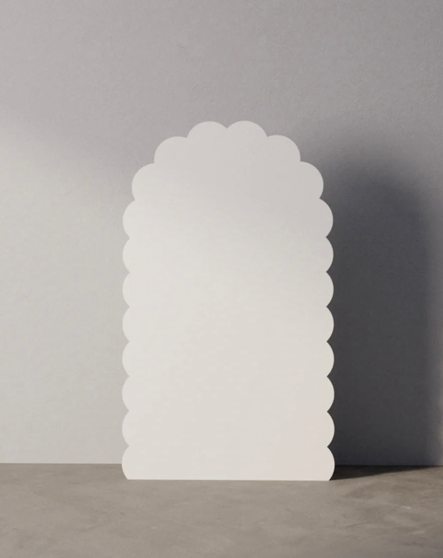 Scalloped Arched Backdrop Wall Panel 7 x 4