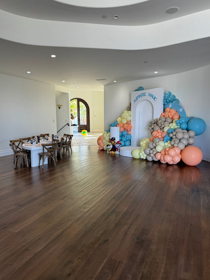 KIDS SERPENTINE TABLE