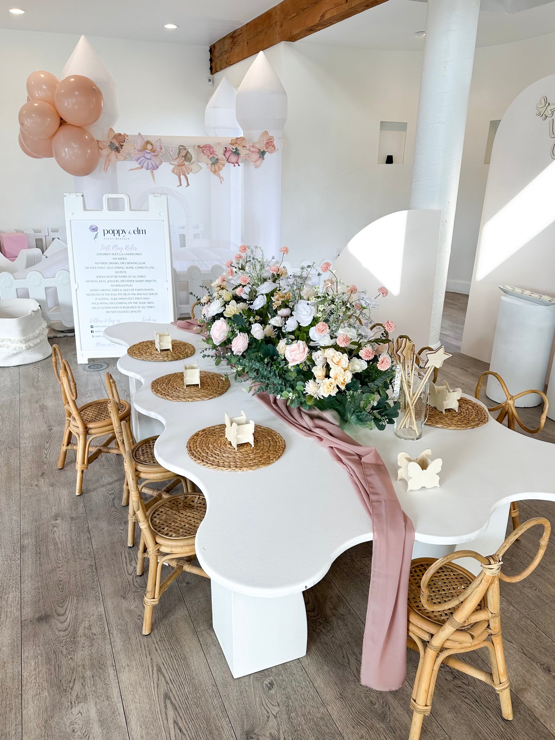 Table All American Event Rentals Round Umbrella Table Table