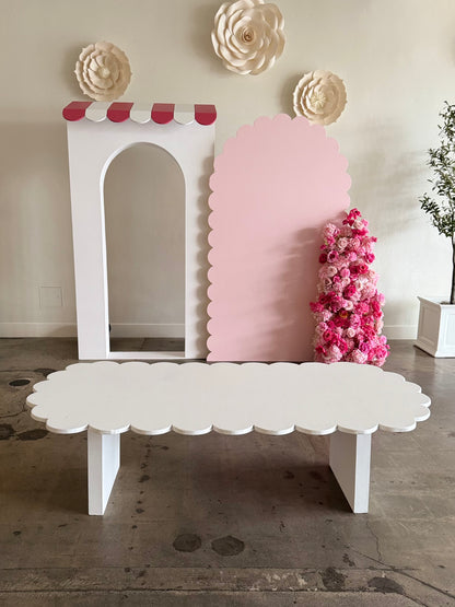 ROUND SCALLOP KIDS TABLES