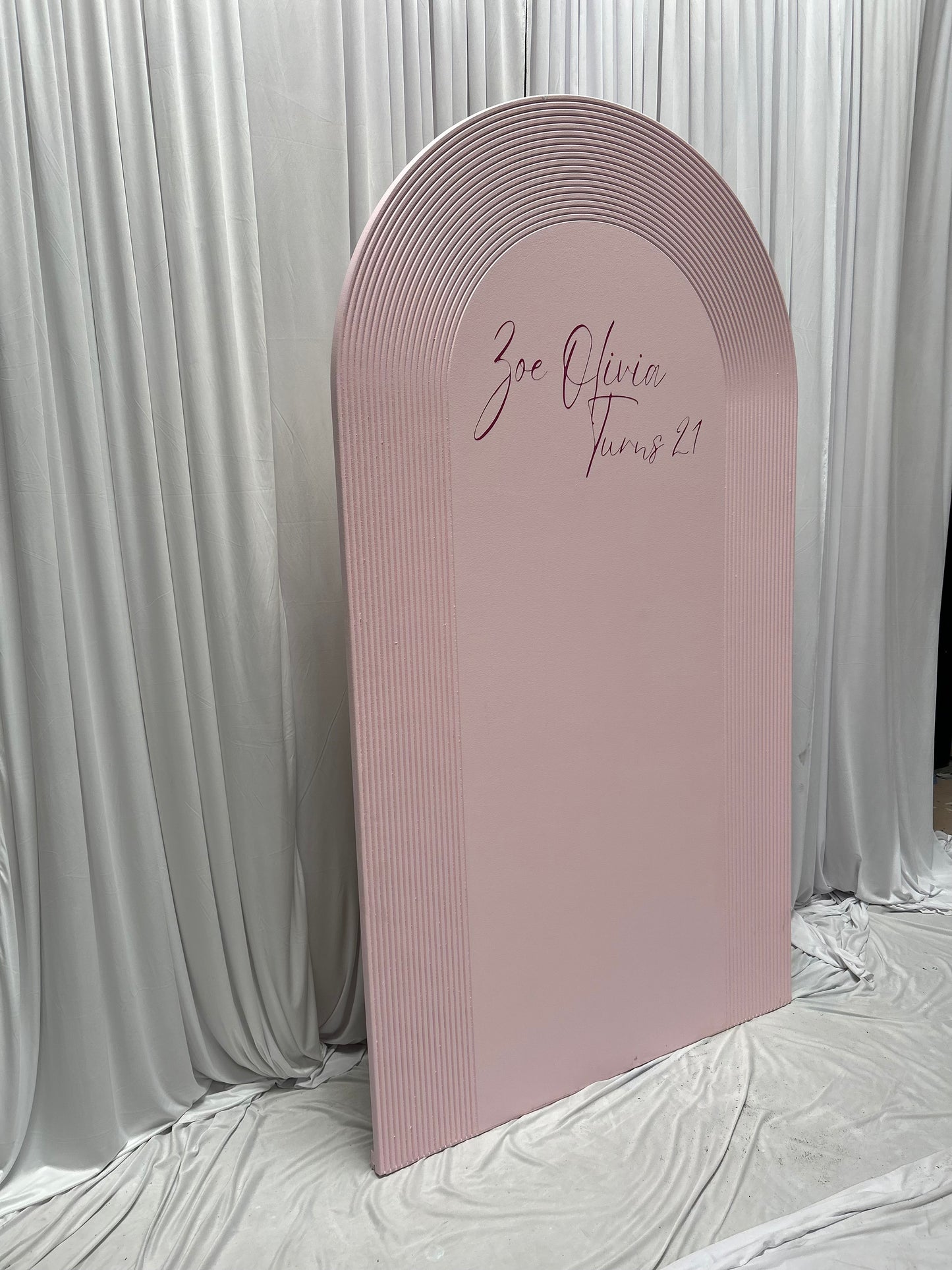 ELEGANT  RIPPLE WALL 4'x7'